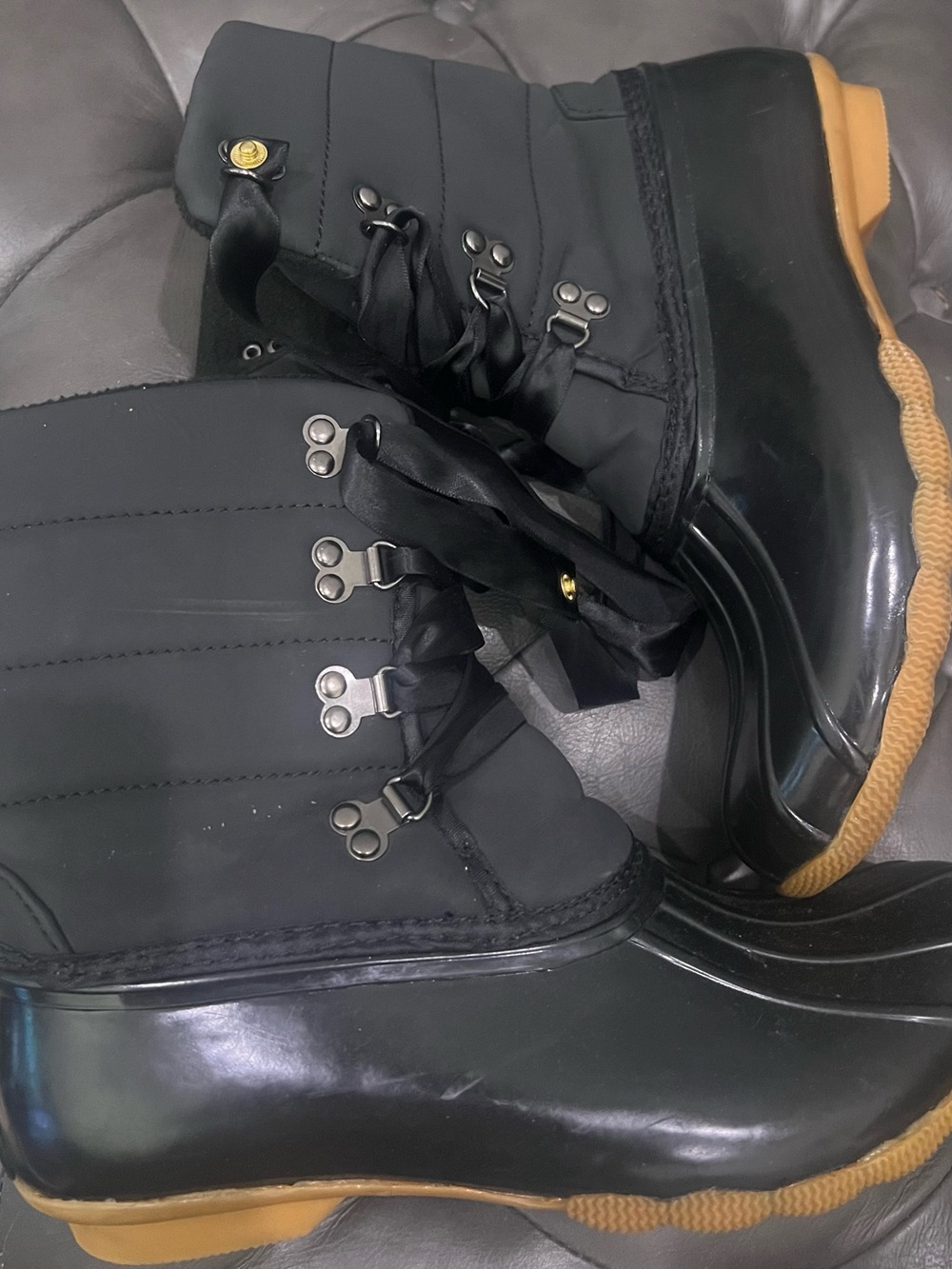 ARCTIC PLUNGE Black Rubber Duck Boots with Satin Laces Size 9